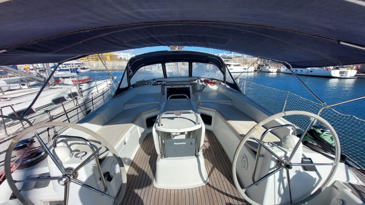 Photo #3 - Jeanneau 53 - 5 cab. (Madeleine) en Tenerife - 29245