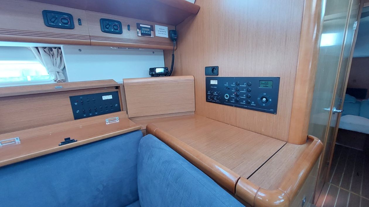 Photo #5 - Jeanneau 53 - 5 cab. (Madeleine) en Tenerife - 29245