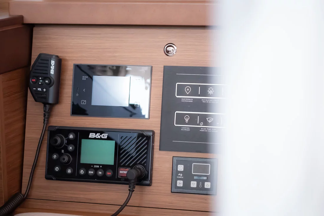 Lagoon 40 - 4 + 2 cab (Sail Away)  - 4