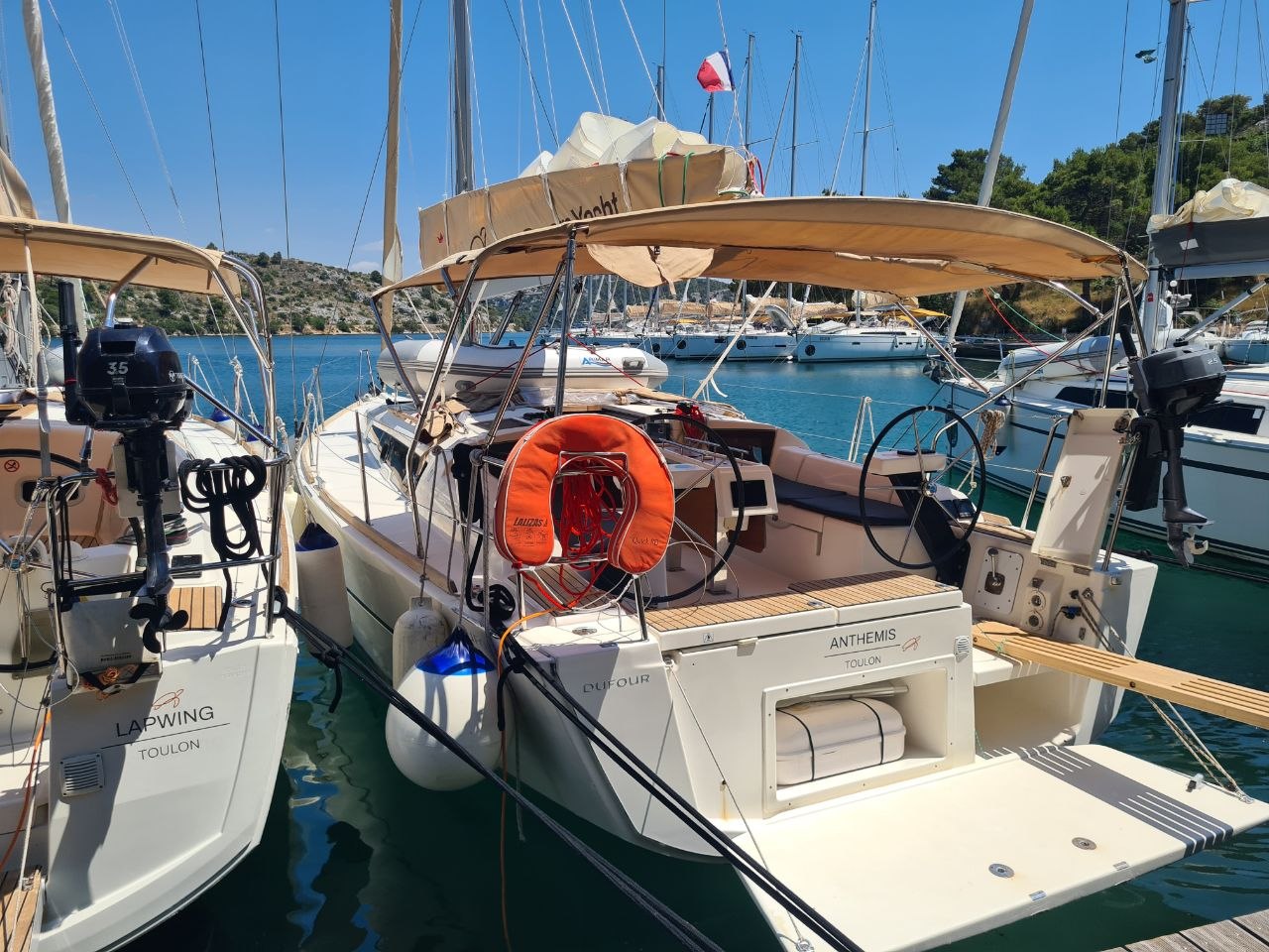 Dufour 360 Liberty — photo 4