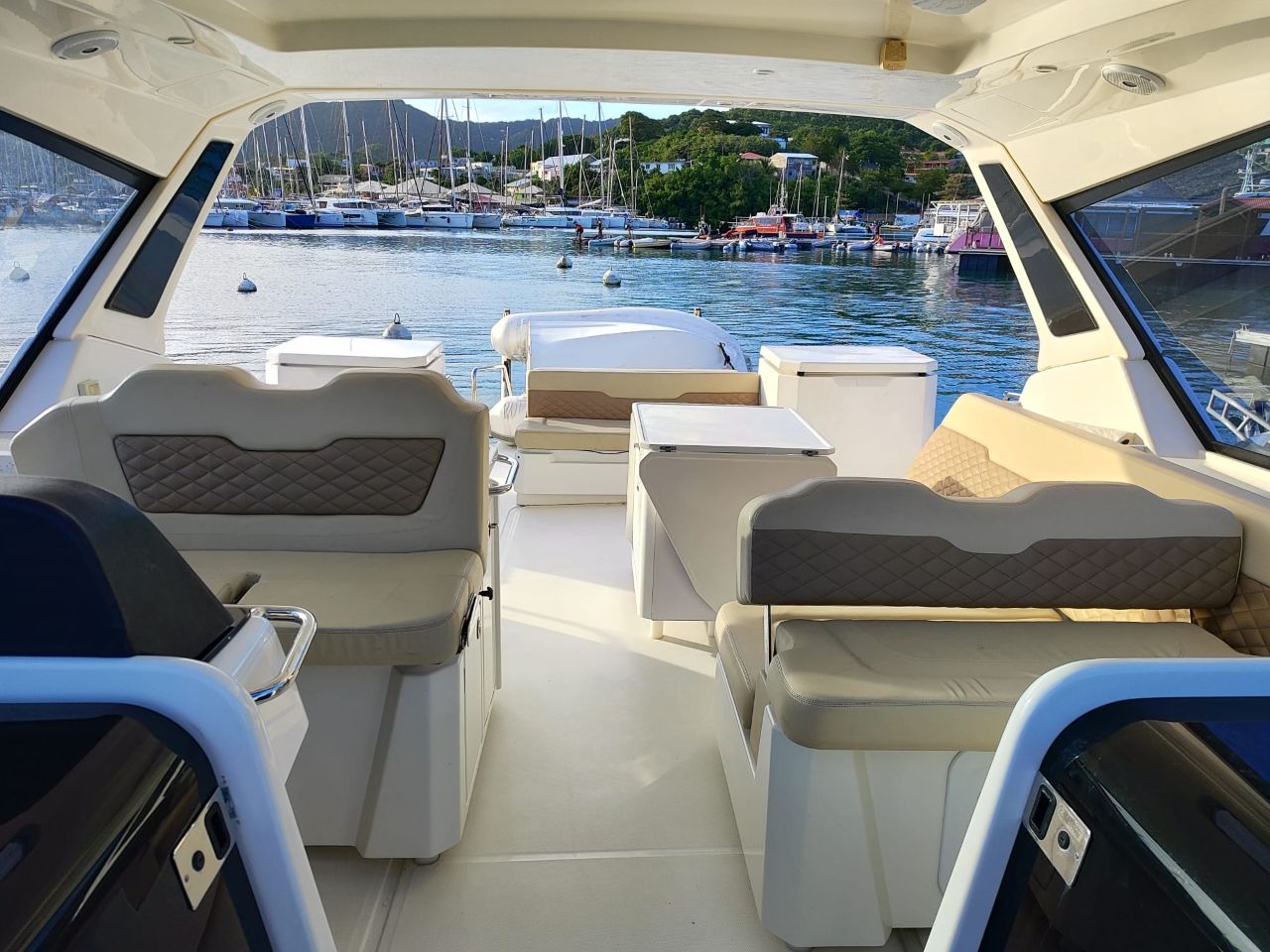 Aquila 36 — photo 5