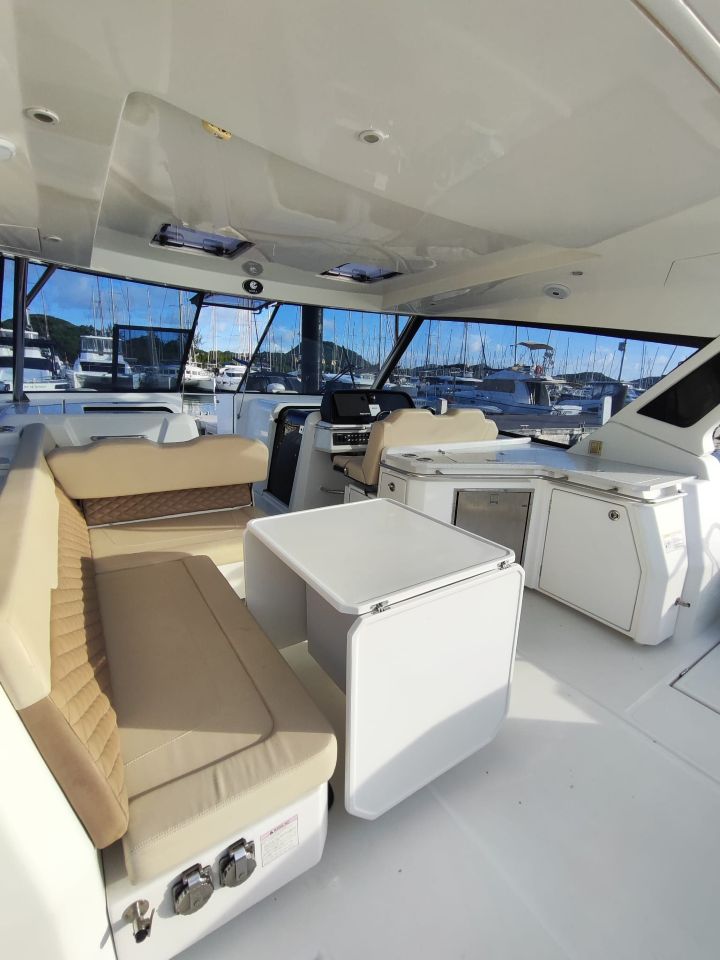 Aquila 36 — photo 7