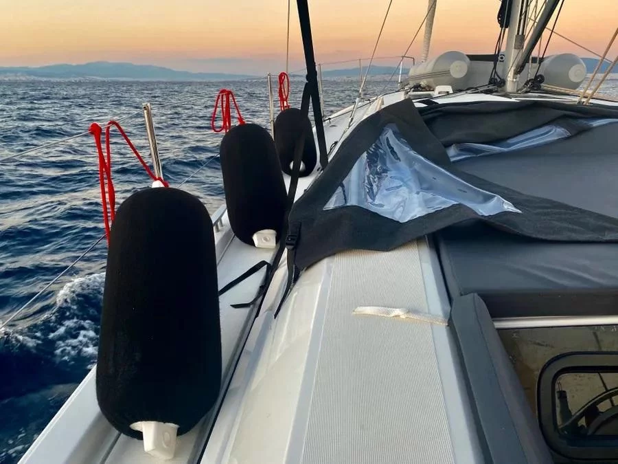 Oceanis 46.1 (FriendSEAp)  - 4