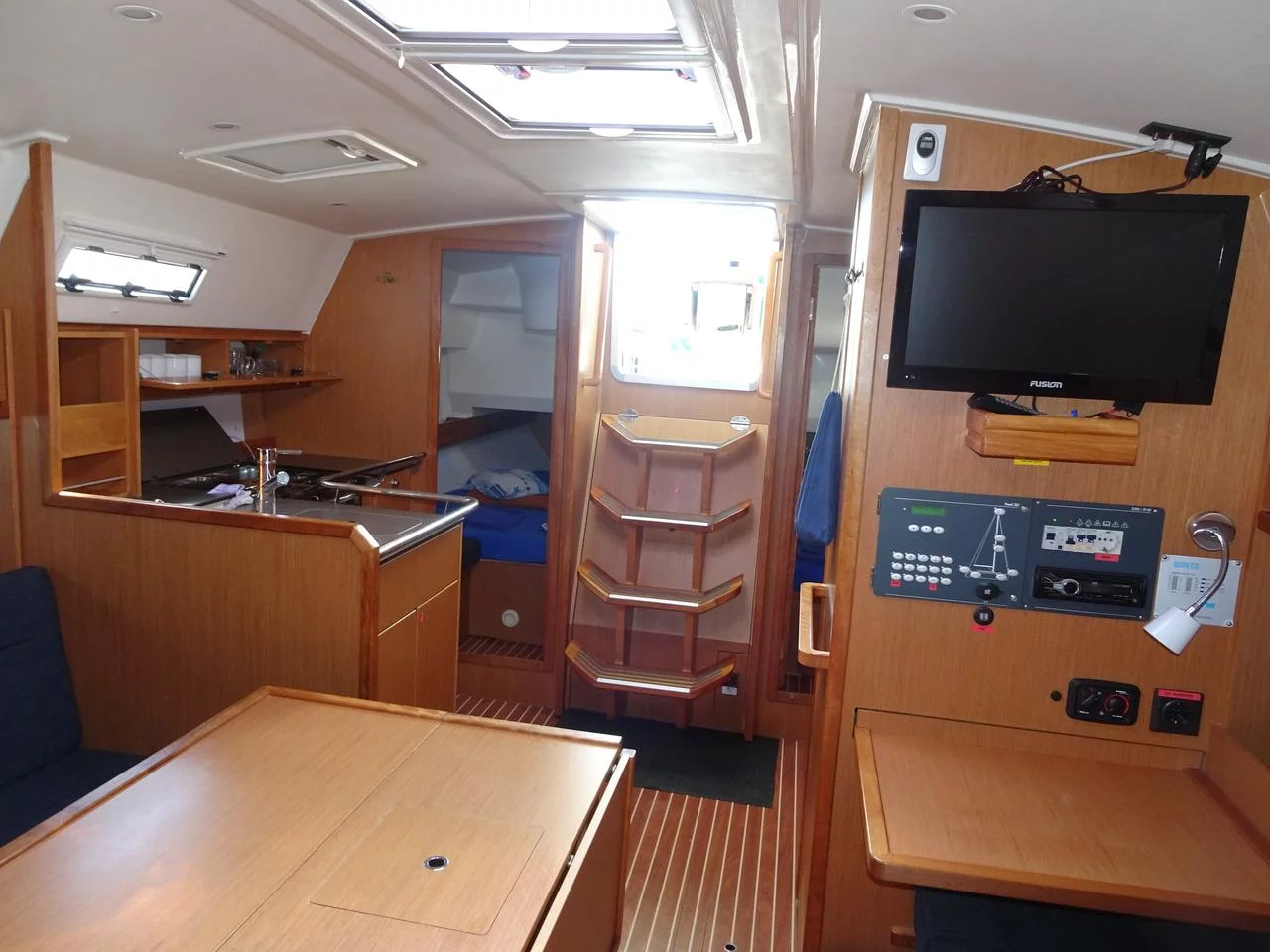 Bavaria Cruiser 36 (Adora)  - 6