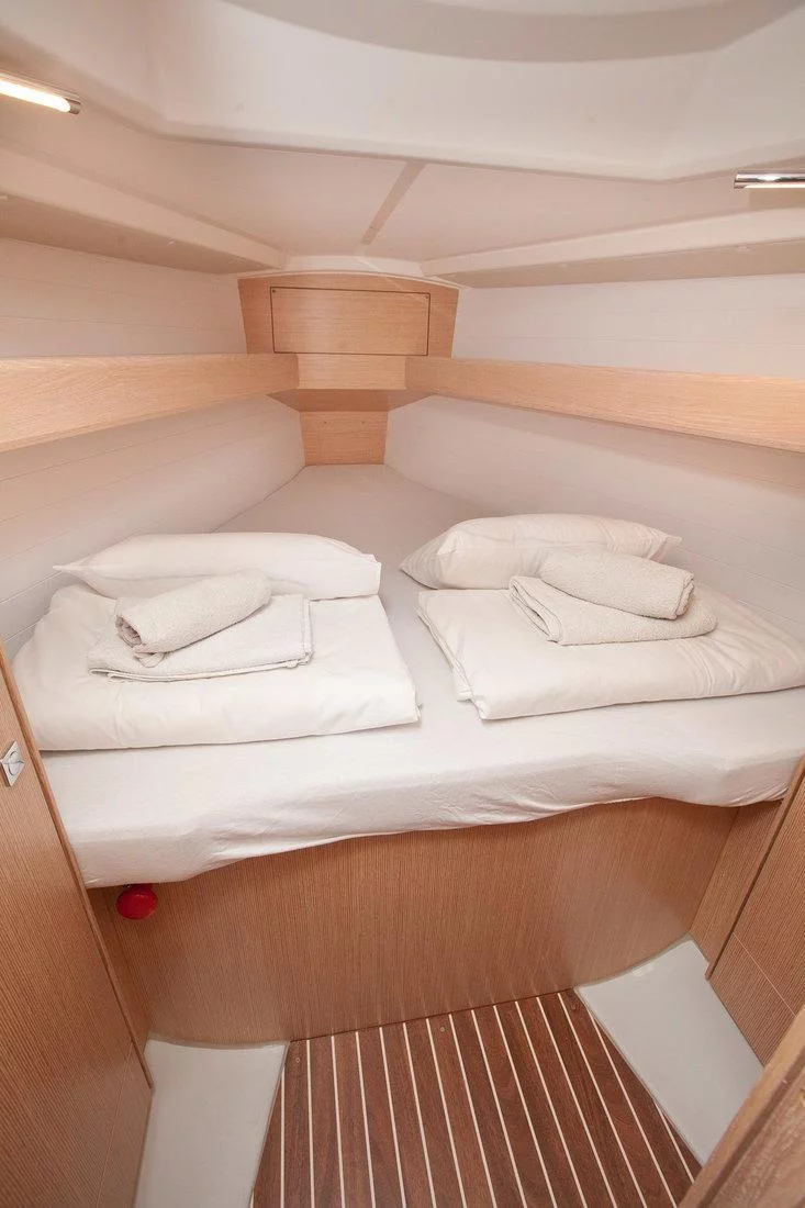 Bavaria Cruiser 34 Style (Aston)  - 14