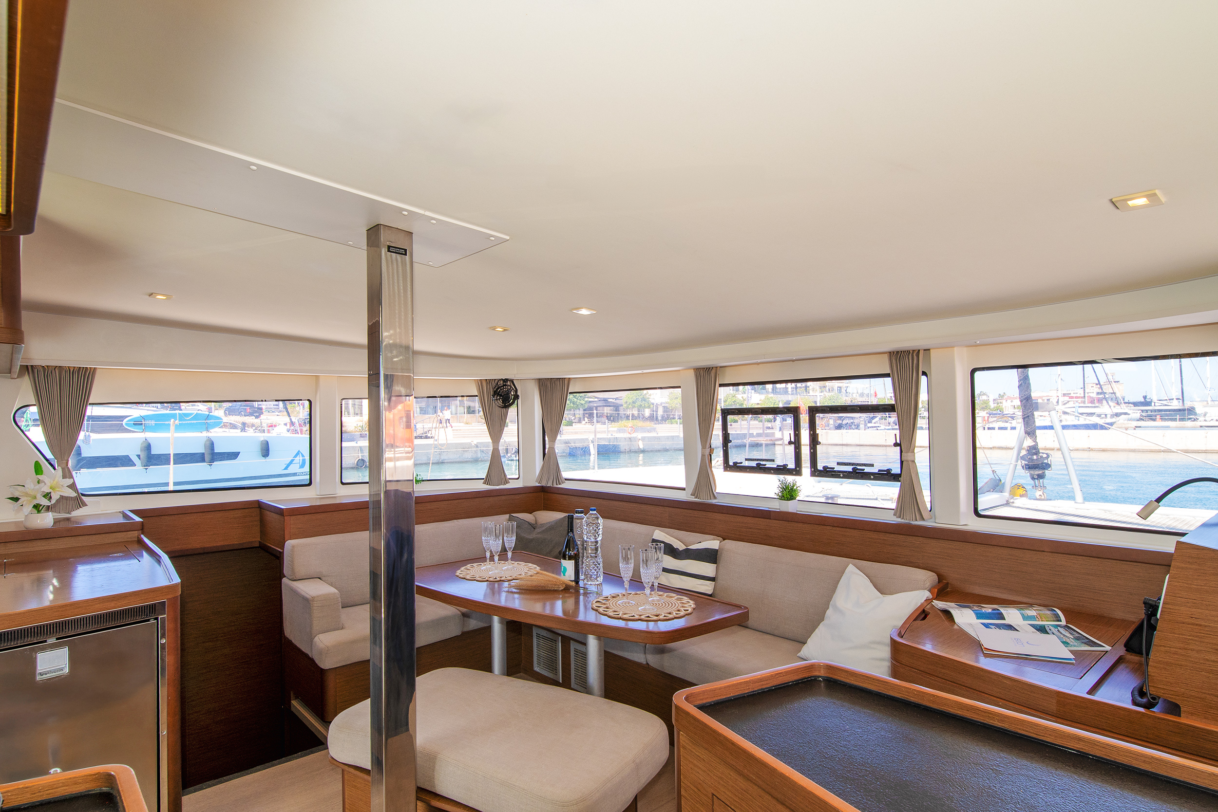 Lagoon 42 - 4 + 2 cab. — photo 15