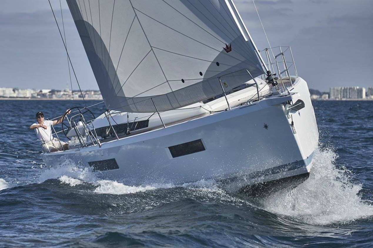 Photo #3 - Sun Odyssey 440 (Ondeck) in Atene - 29371