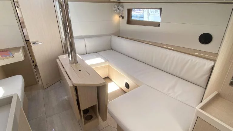 Oceanis 41.1 (Pauline)  - 16