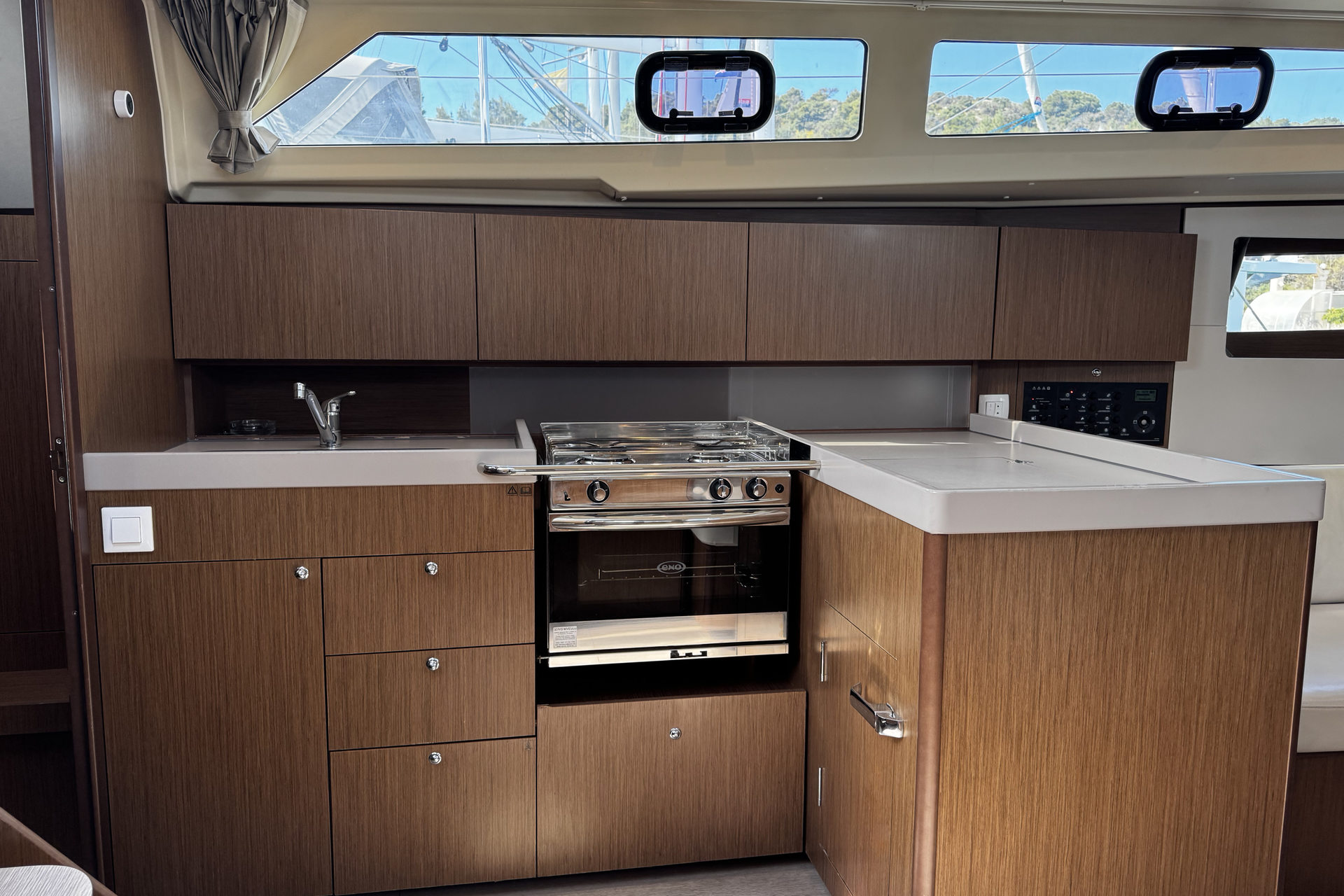 Oceanis 41.1 — photo 10