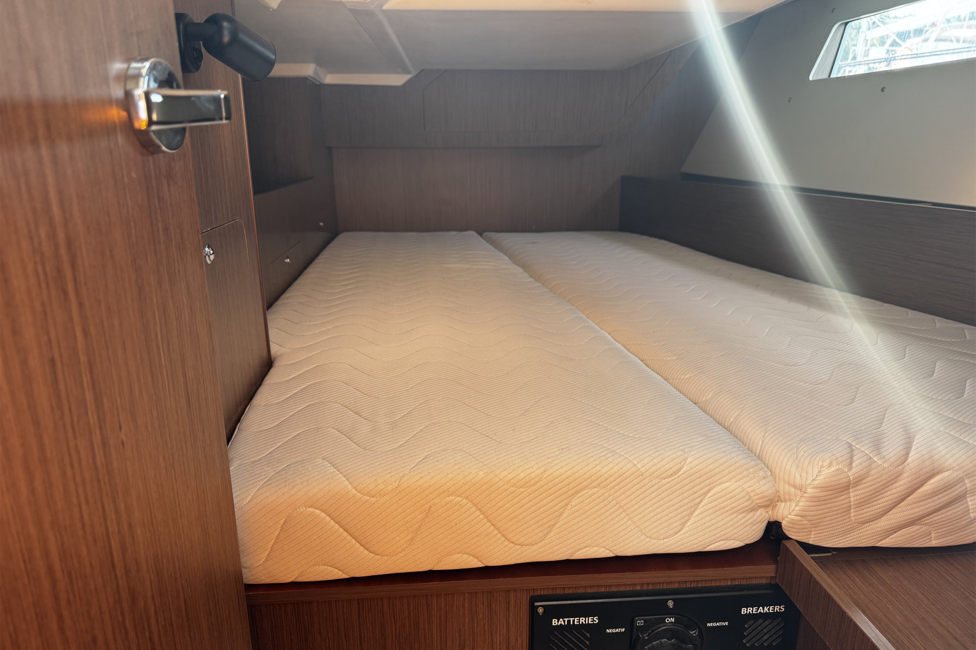 Oceanis 41.1 — photo 13