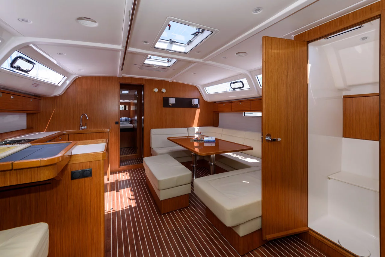 Bavaria Cruiser 51 (Bubble)  - 4