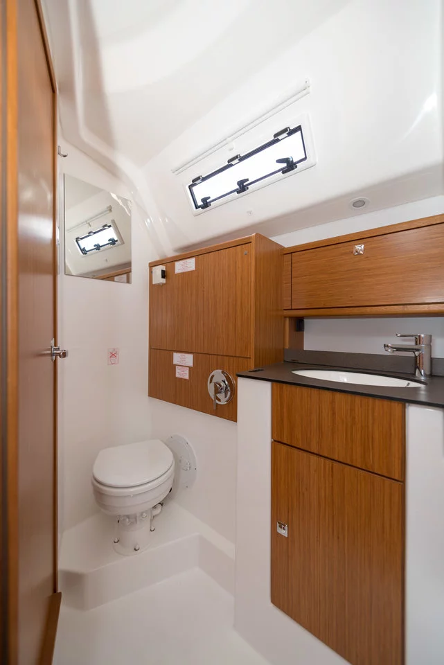 Bavaria Cruiser 51 (Bubble)  - 12