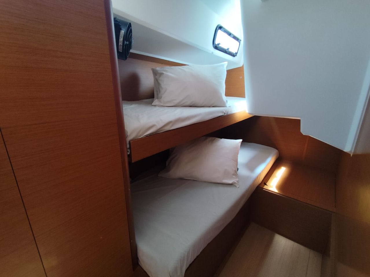 Sun Loft 47 - 6 + 1 cab. — photo 6