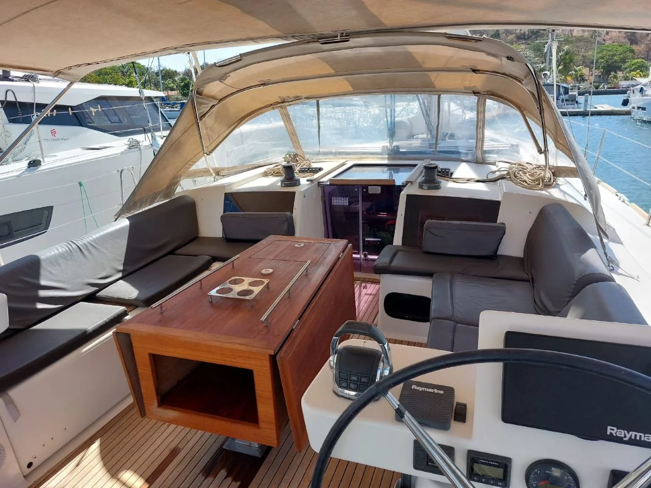 Dufour 520 GL (ELESSAR)  - 2