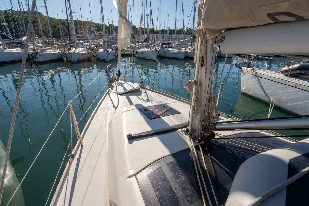Photo #6 - Dufour 360 Liberty (TITI LOLO III) en Port Pin Rolland - 29412