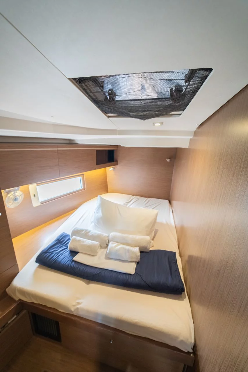 Oceanis 51.1 - 5 + 1 cab. (IBERIS)  - 12