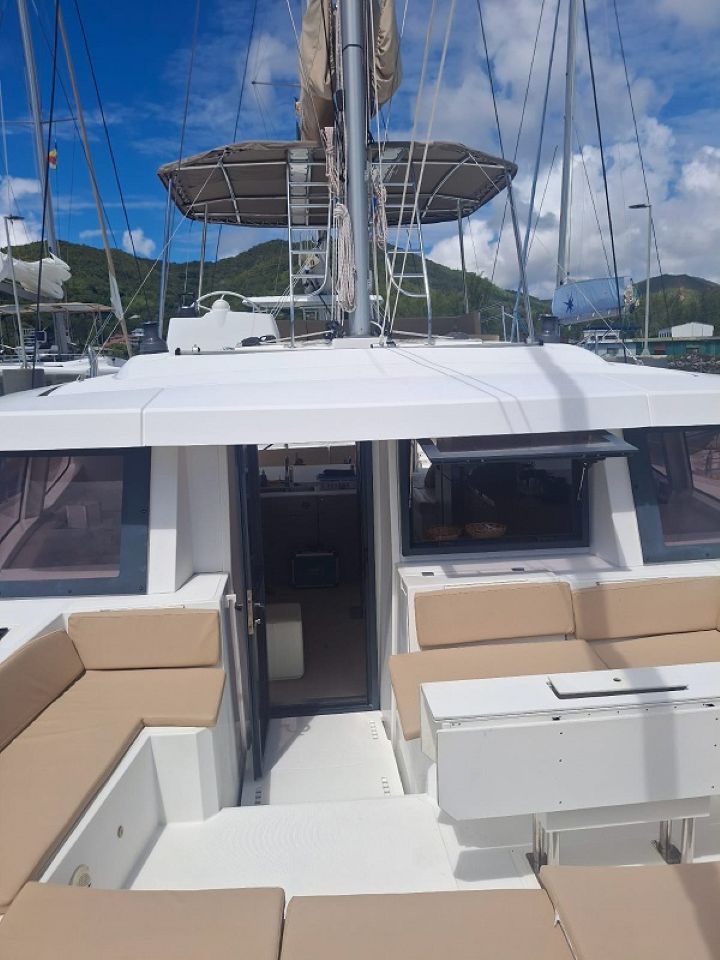 Bali 4.8 - 6 cab. — photo 5
