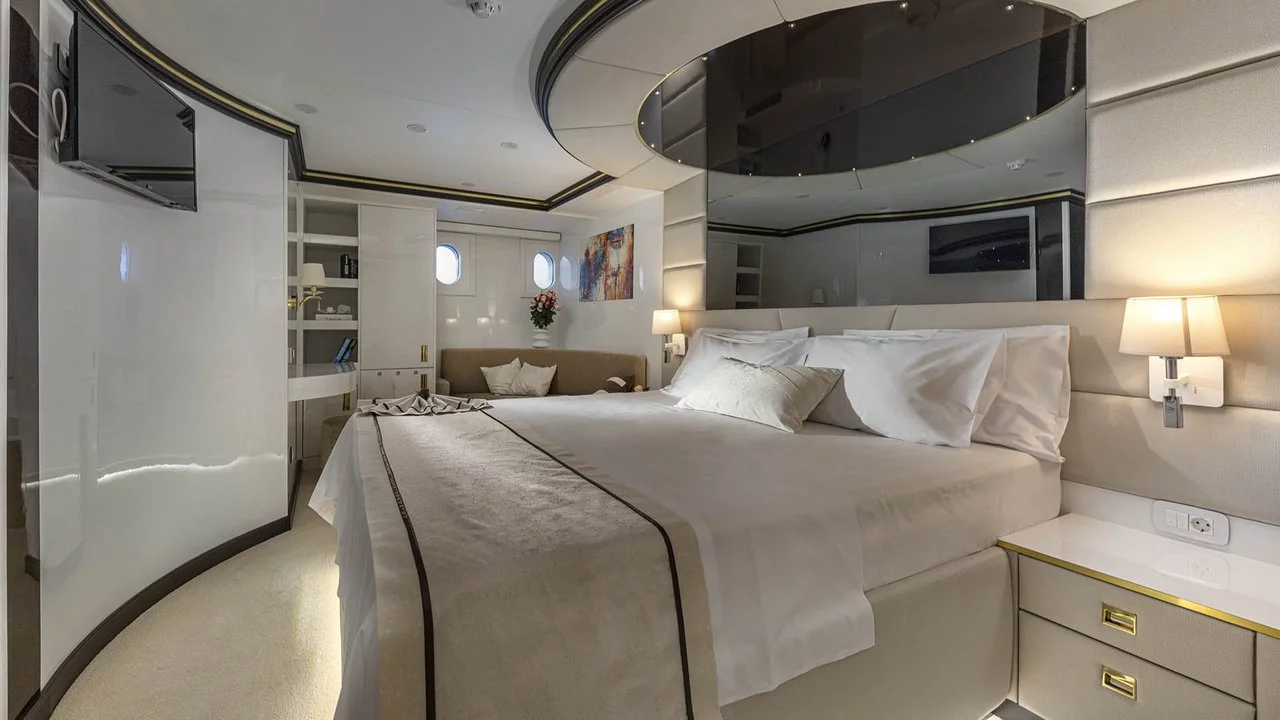 MS Custom Aurum Sky (M/S Aurum Sky)  - 25