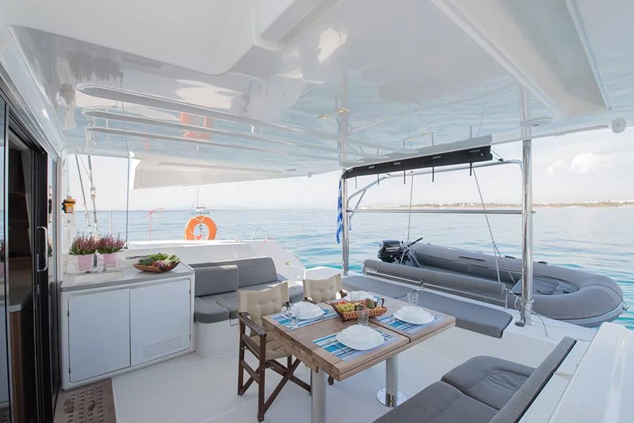 Lagoon 50 - 6 + 2 cab. (For Sail Again)  - 4