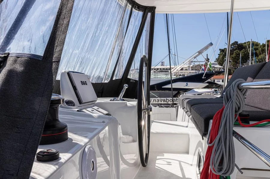Lagoon 46 - 4 + 2 cab. (Hangover)  - 8