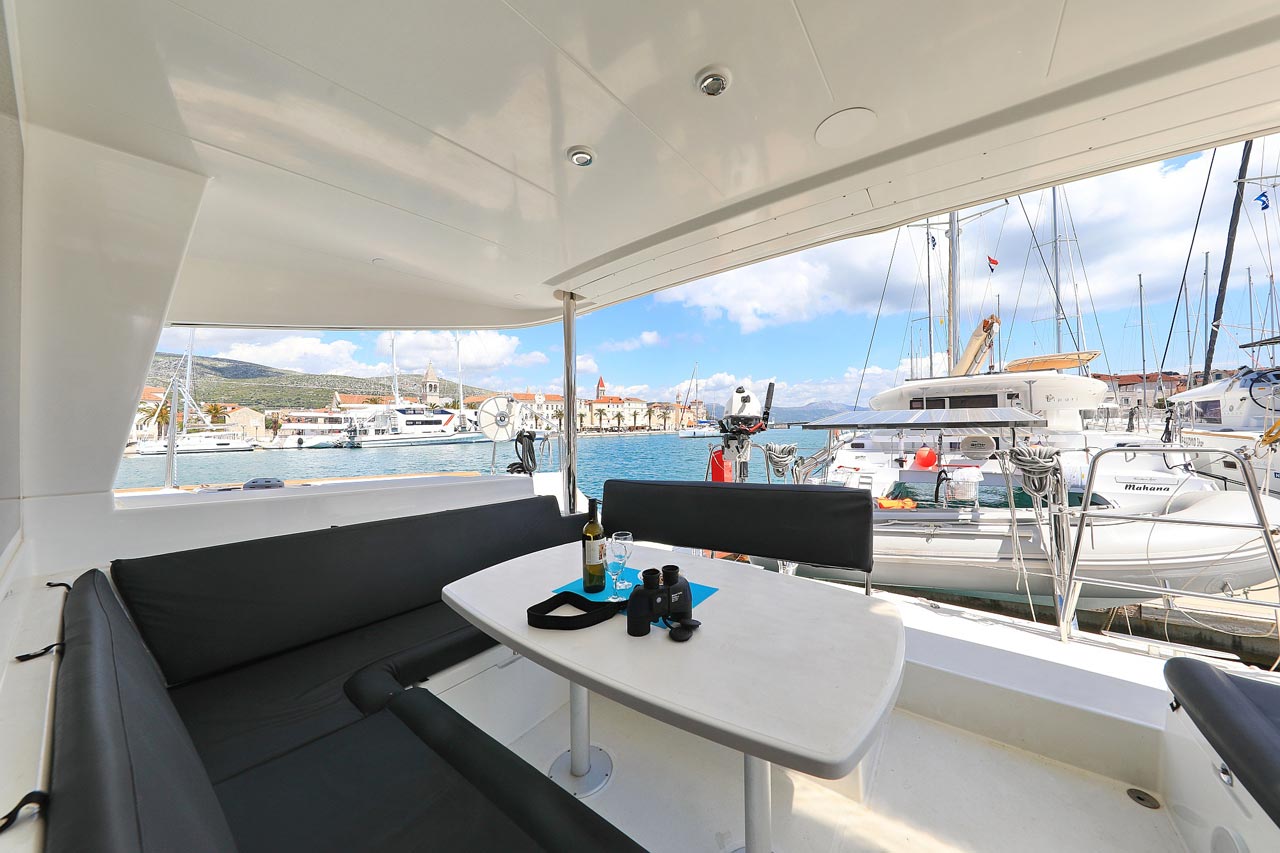 Photo #16 - Lagoon 400 - 4 + 2 cab. (Pagomo nayan) in Trogir - 29502