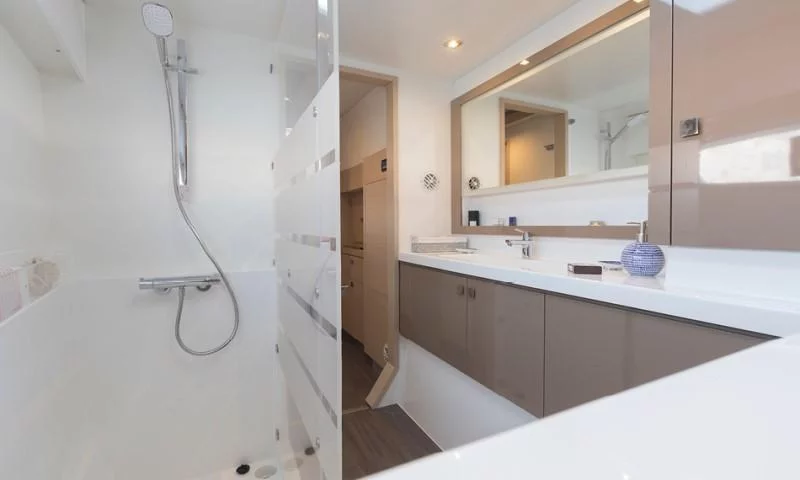 Fountaine Pajot Astrea 42 - 4 + 2 cab. (BELLA BARCA)  - 14