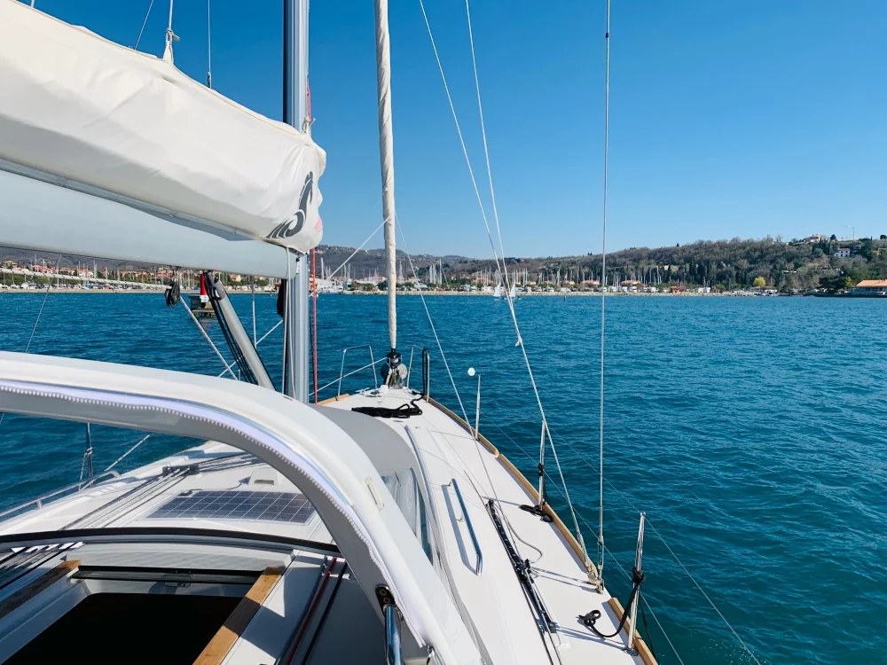 Oceanis 38 - 3 cab. (Omega)  - 4