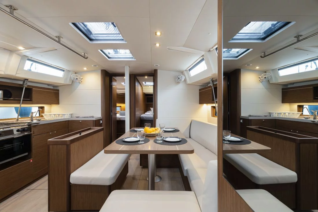 Oceanis 46.1 (Vienna Princess)  - 12