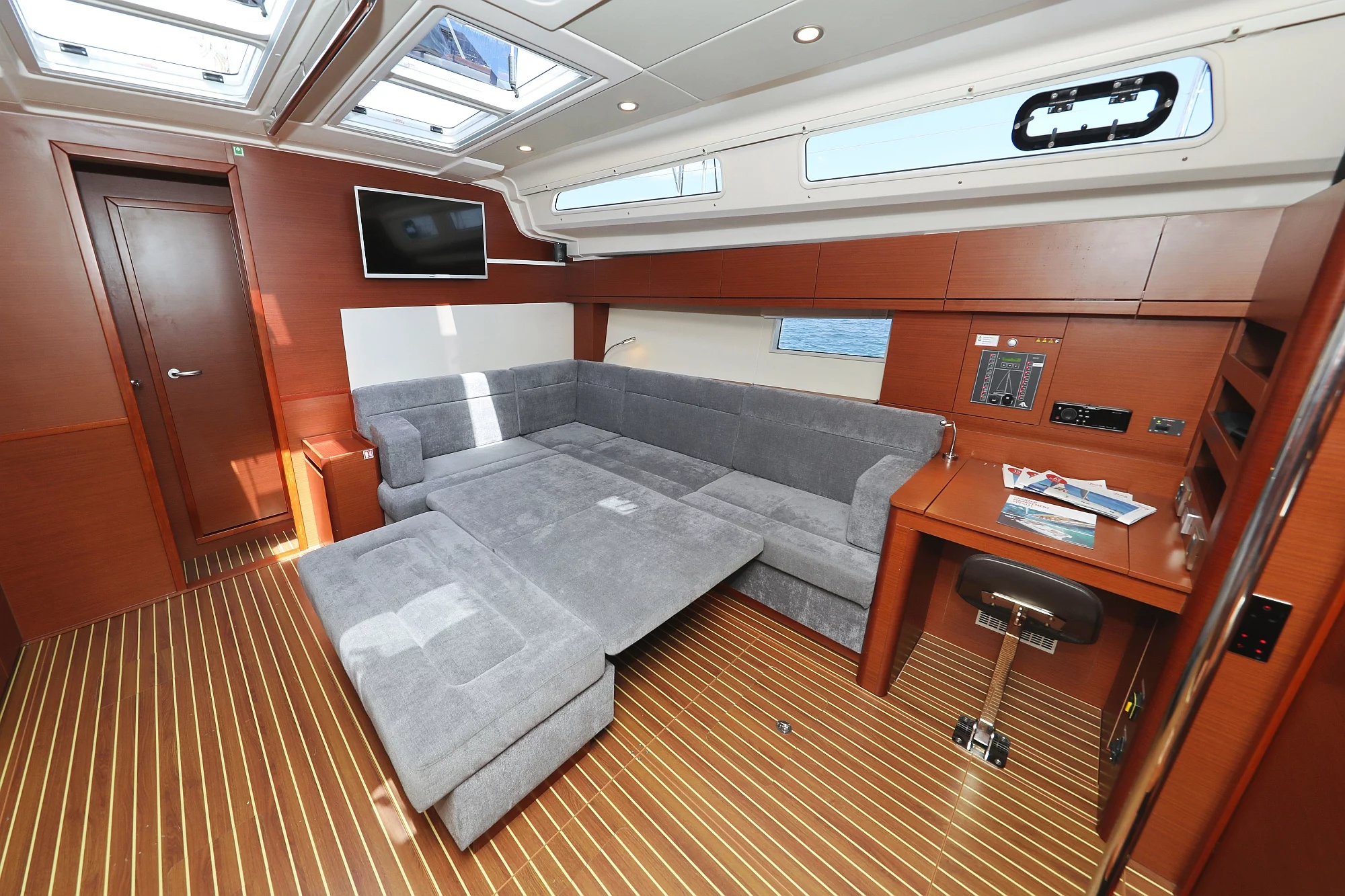 Hanse 508 - 5 + 1 cab. (Cosmopolitan)  - 13
