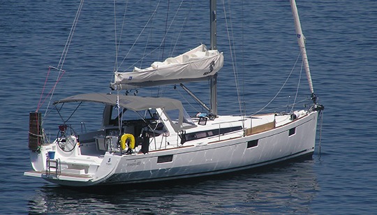 Photo #4 - Oceanis 48 - 5 cab. (Pherousa) in Lavrion - 29614