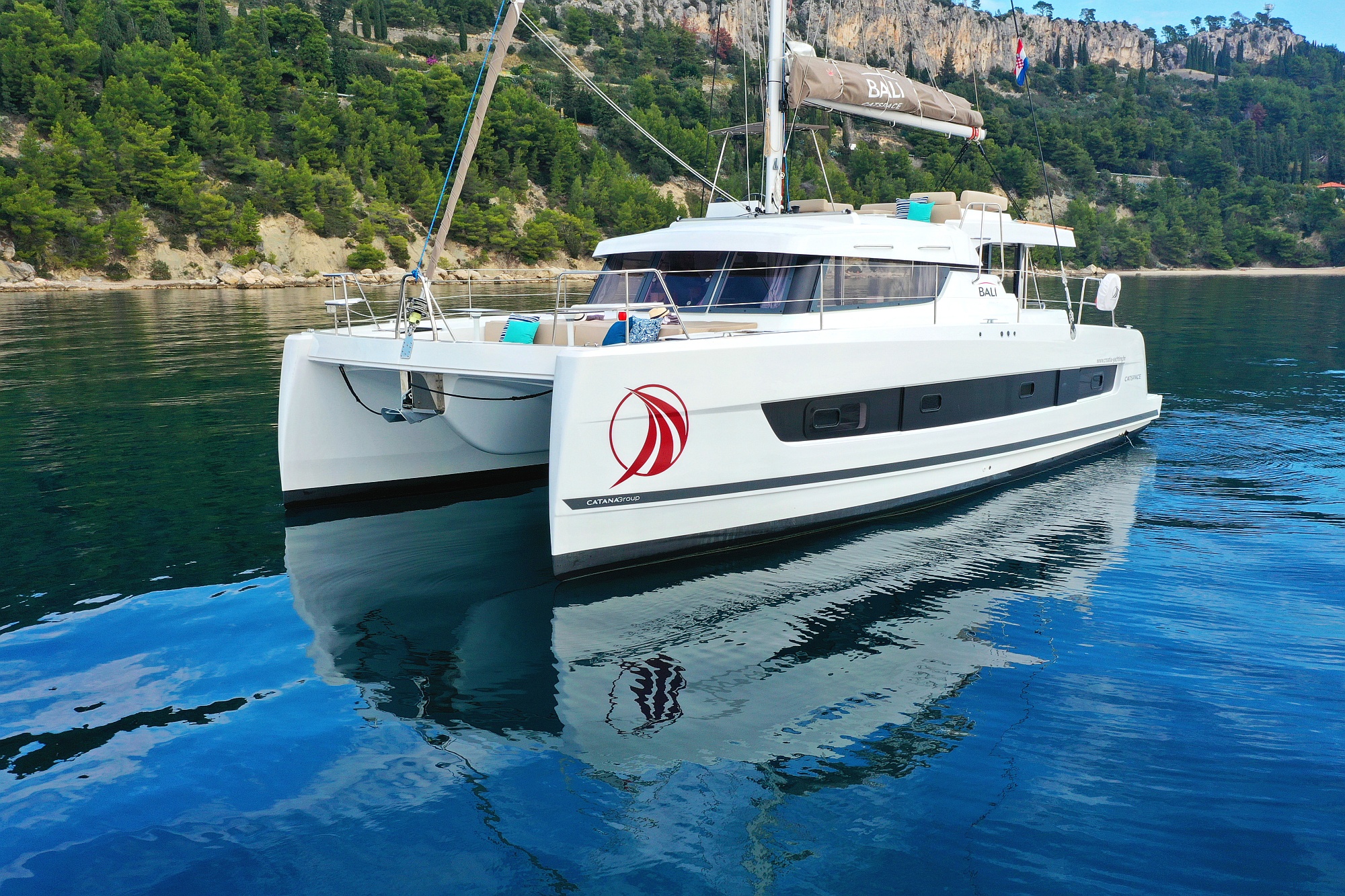 Photo #1 - Bali Catspace (Salty Dragon) in Kastela - 29617