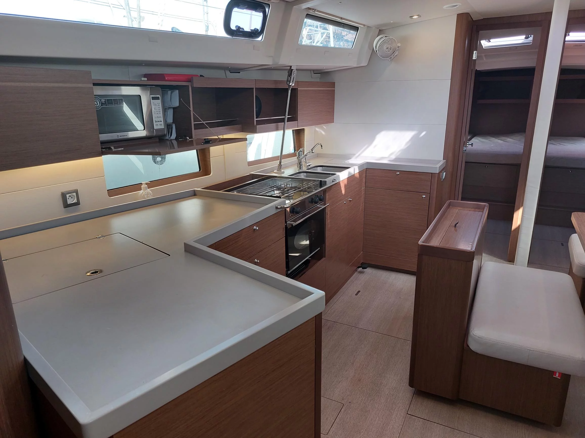 Oceanis 46.1 (Kalmi)  - 12
