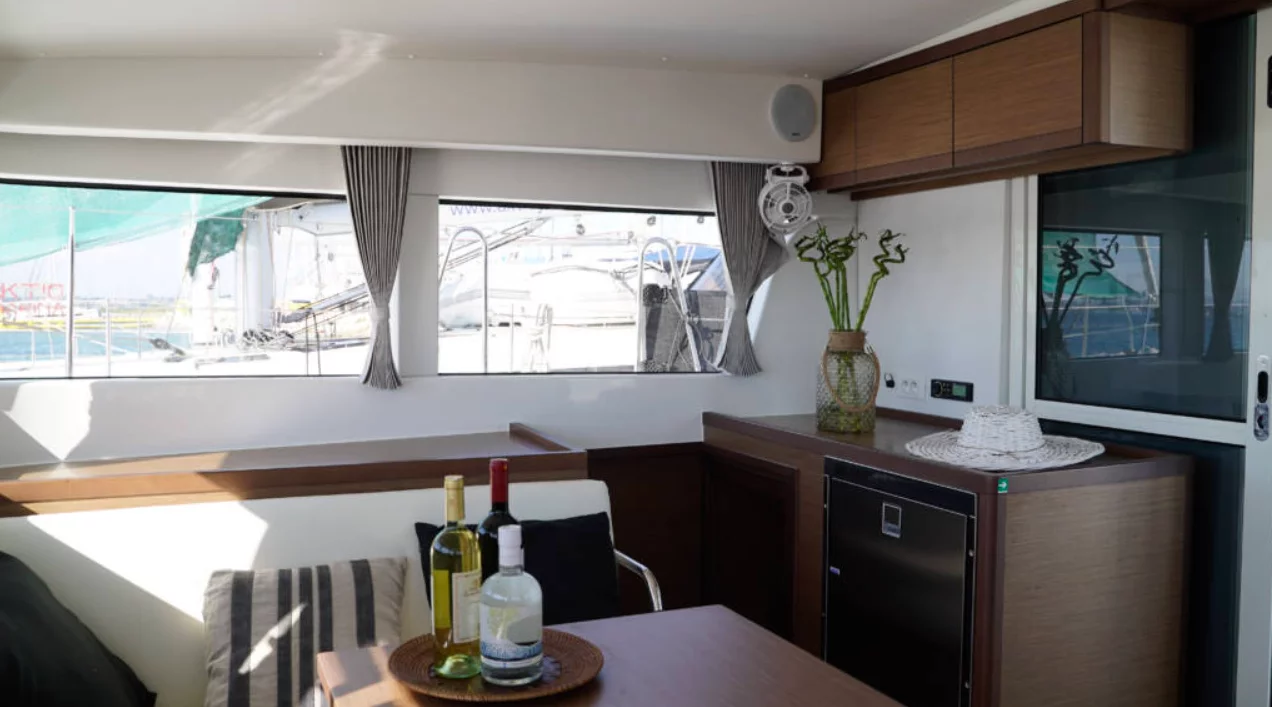 Lagoon 40 - 4 + 2 cab (Chios)  - 10