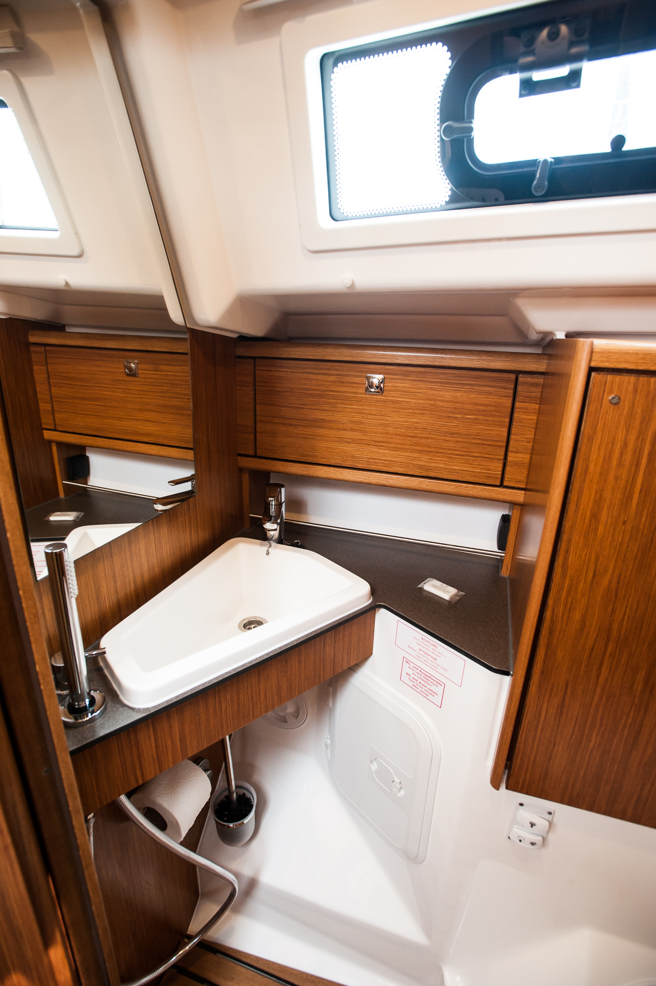 Photo #17 - Bavaria Cruiser 34 Style - 3 cab. (Neo) en Zadar - 29649