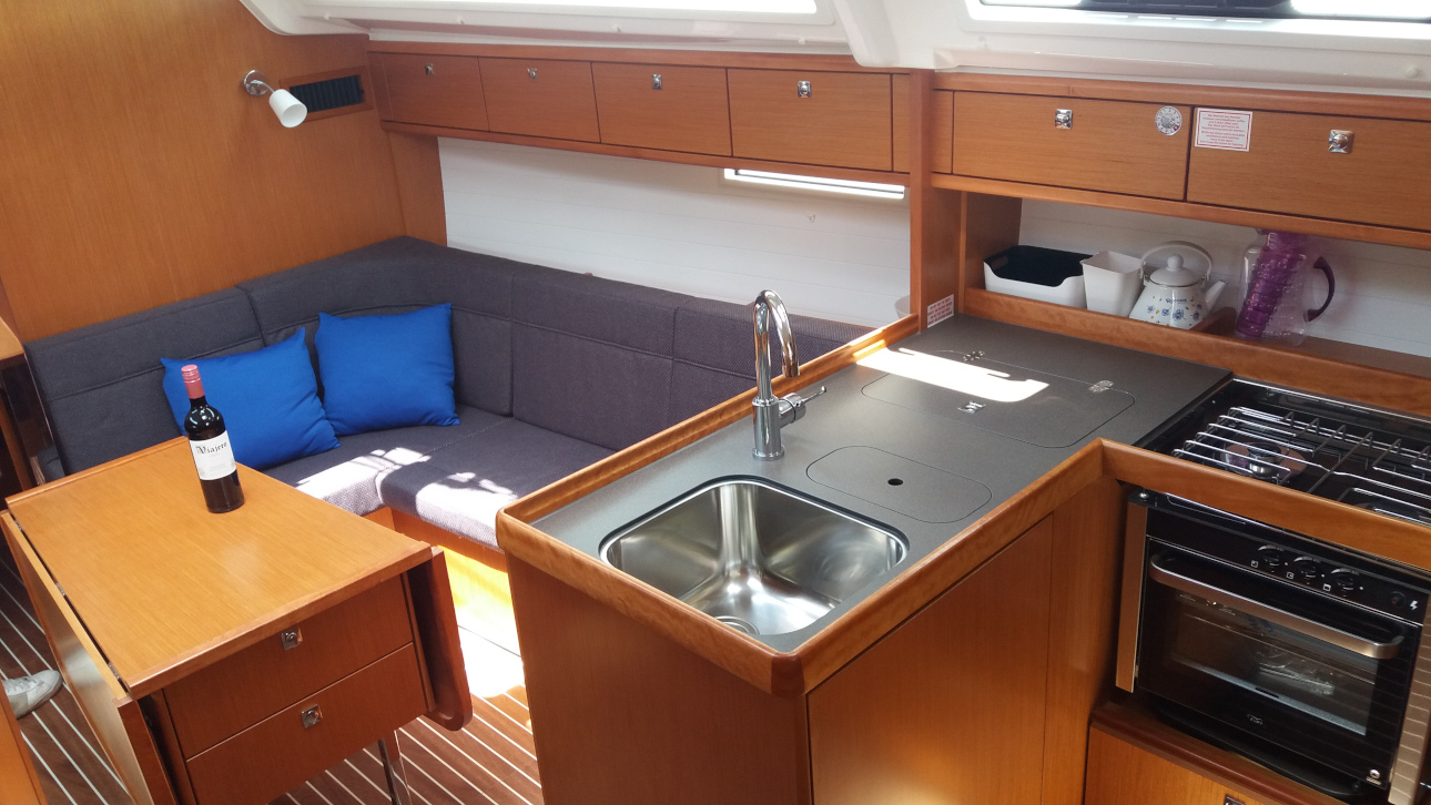 Photo #9 - Bavaria Cruiser 37 - 3 cab. (Xanax) en Split - 29656