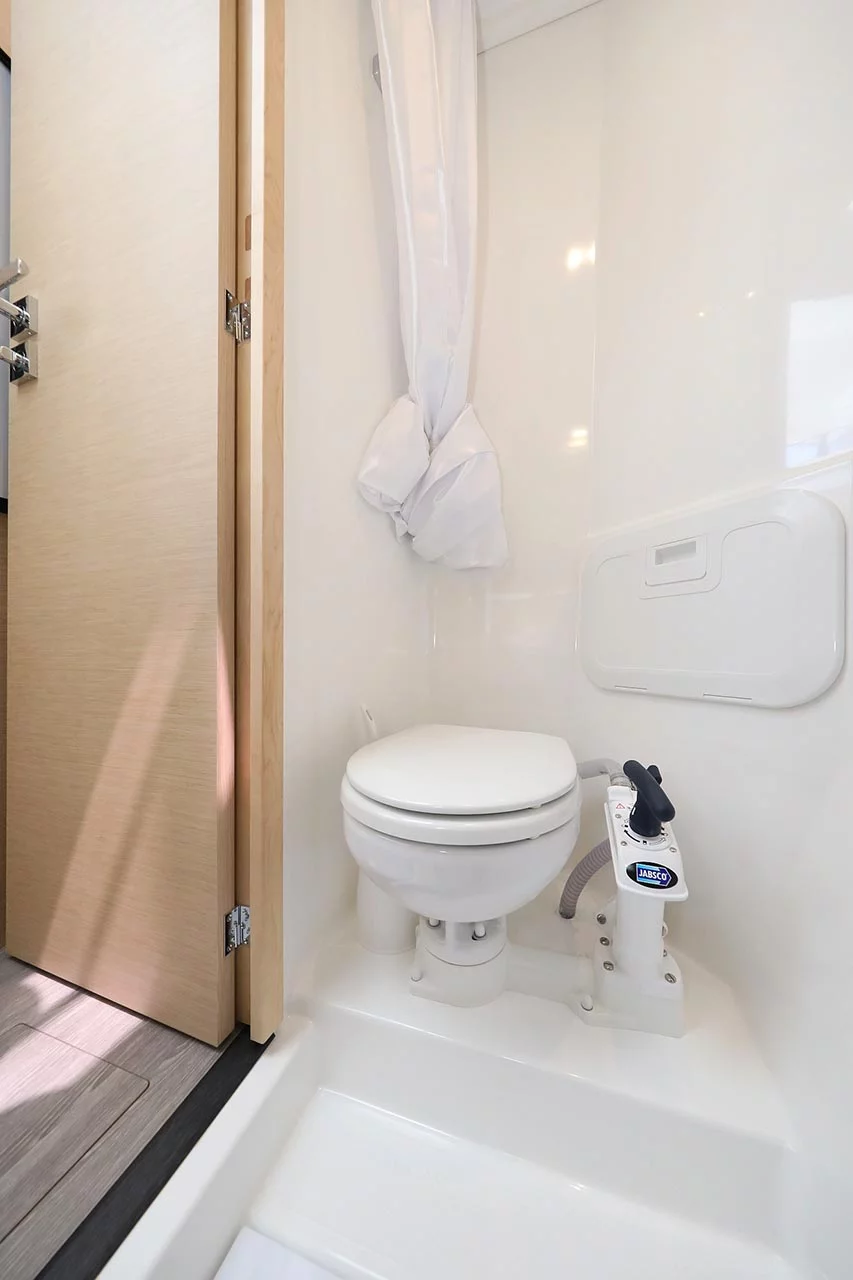 Fountaine Pajot MY 37 (Anrik)  - 37