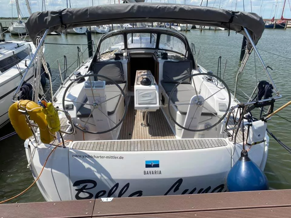 Bavaria Cruiser 37 - 3 cab. (Bella Luna)  - 0