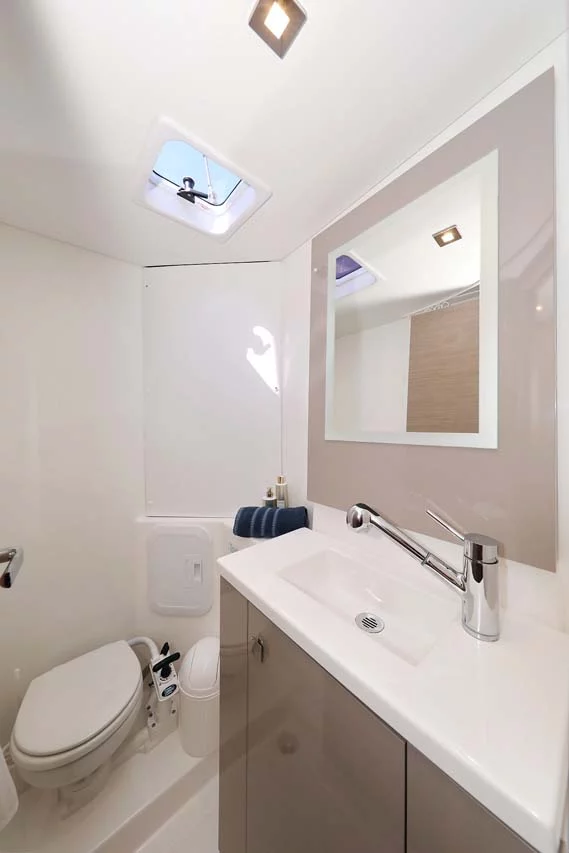 Fountaine Pajot Lucia 40 - 4 cab. (Canopus)  - 30