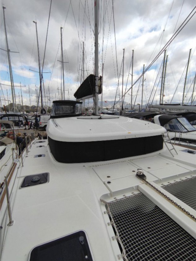 Photo #5 - Lagoon 40 - 4 + 2 cab (L'avventura) in Athens - 29710