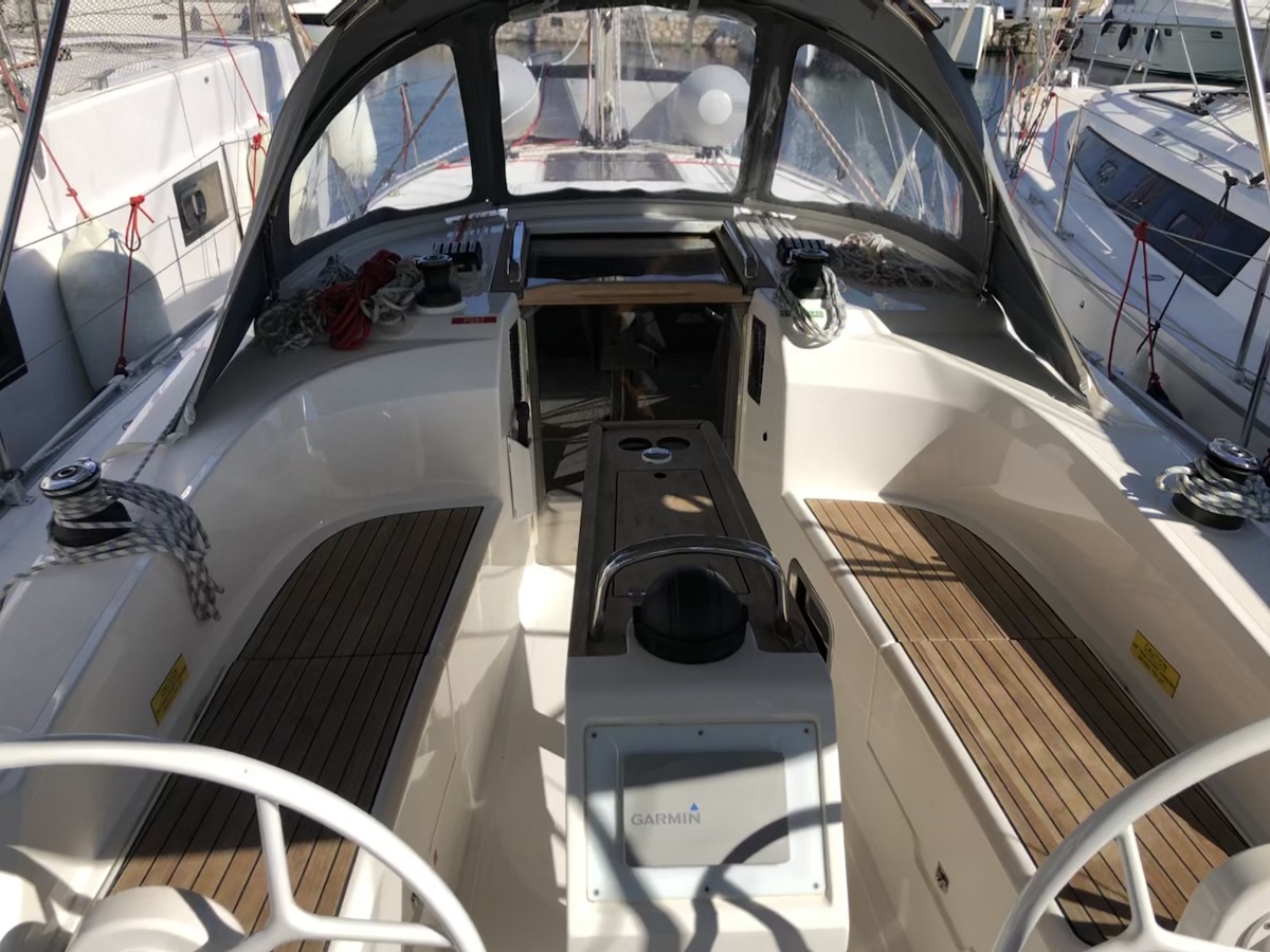 Photo #4 - Bavaria Cruiser 34 - 2 cab. (Althea) en Kos - 29728