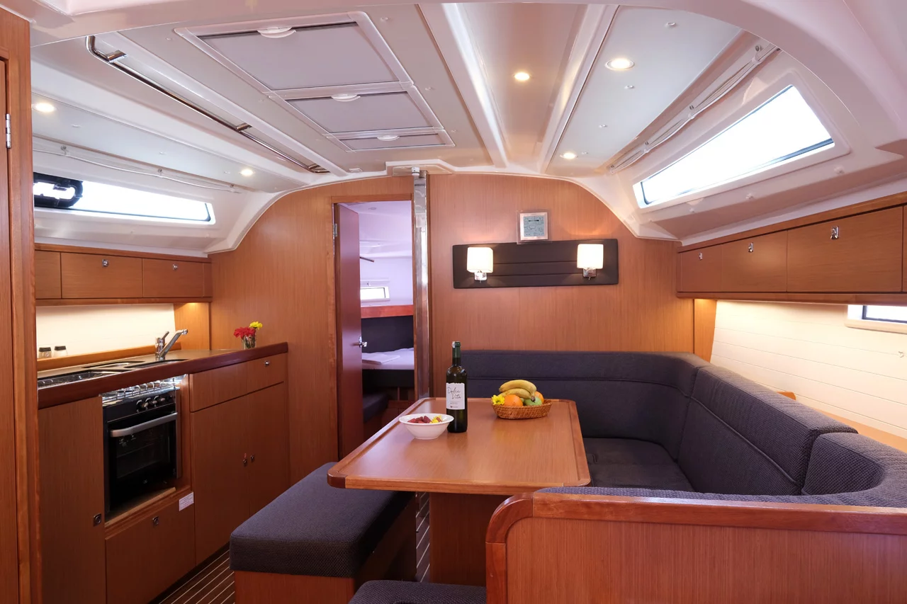 Bavaria Cruiser 41 - 3 cab. (Marlin 3)  - 3