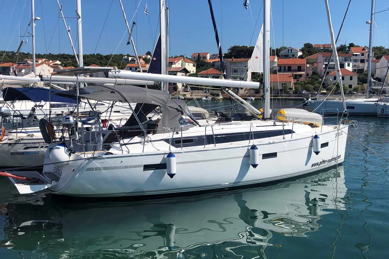 Bavaria Cruiser 37 - 3 cab. (Emira)  - 0