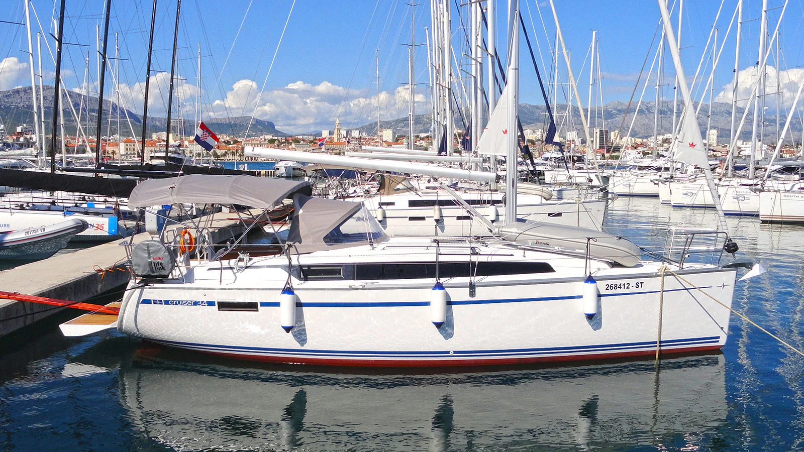 Bavaria Cruiser 34 (Artina)  - 11