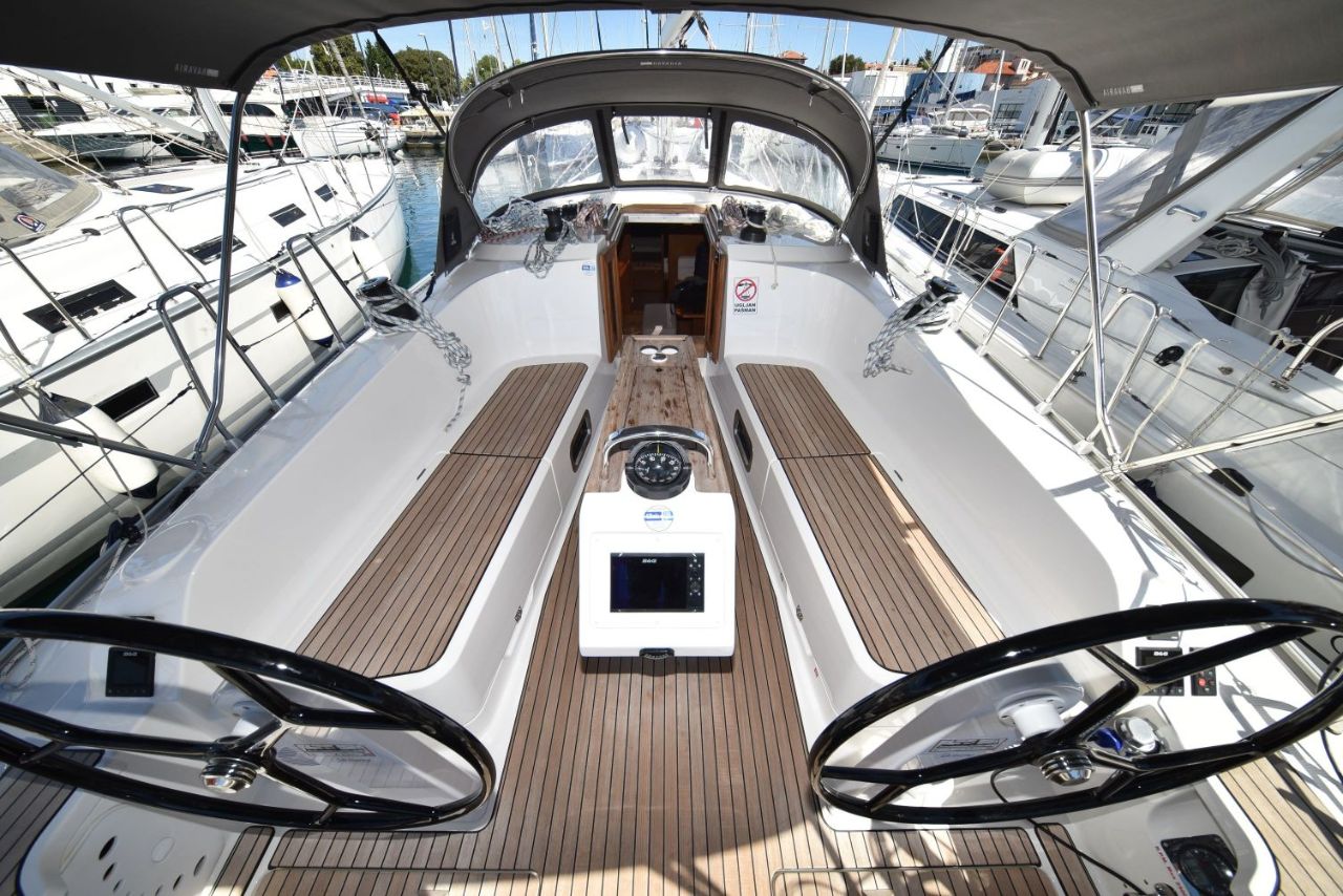 Photo #12 - Bavaria Cruiser 41 - 3 cab. (Nixie) en Zadar - 29810