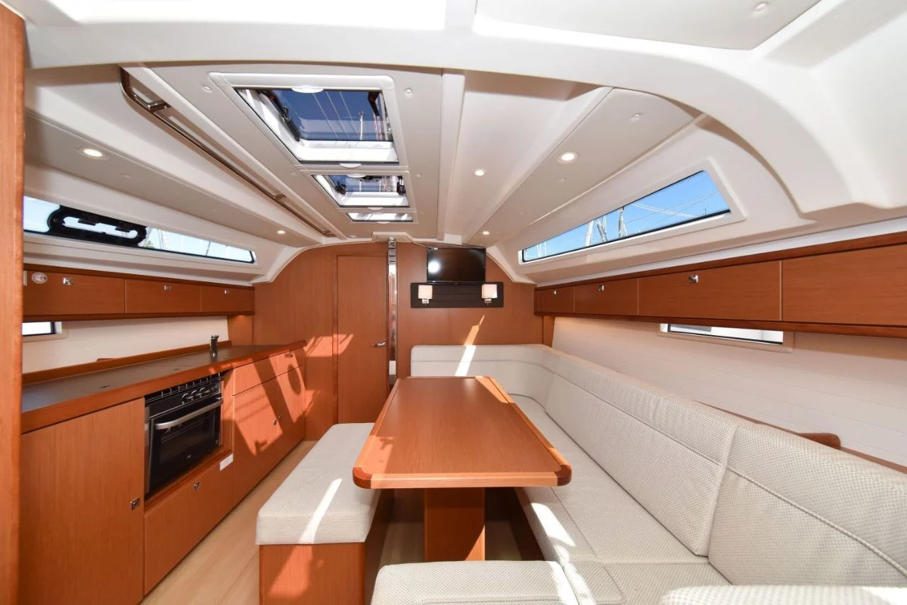 Bavaria Cruiser 41 - 3 cab. (Nixie)  - 24