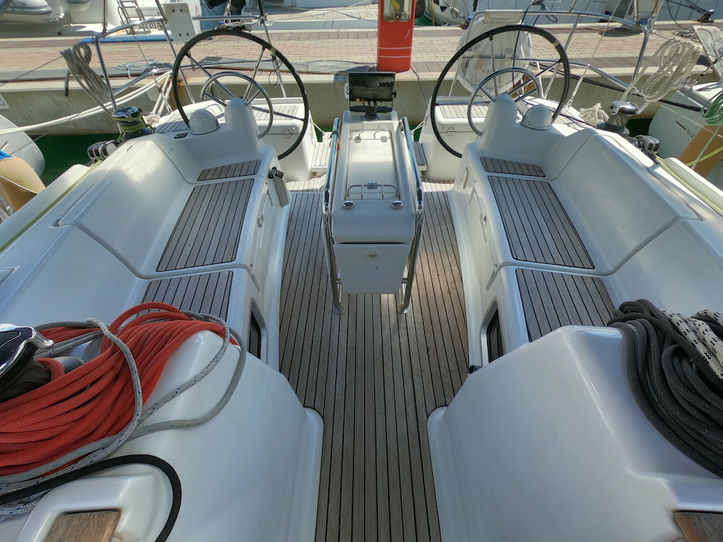 Sun Odyssey 409 — photo 4