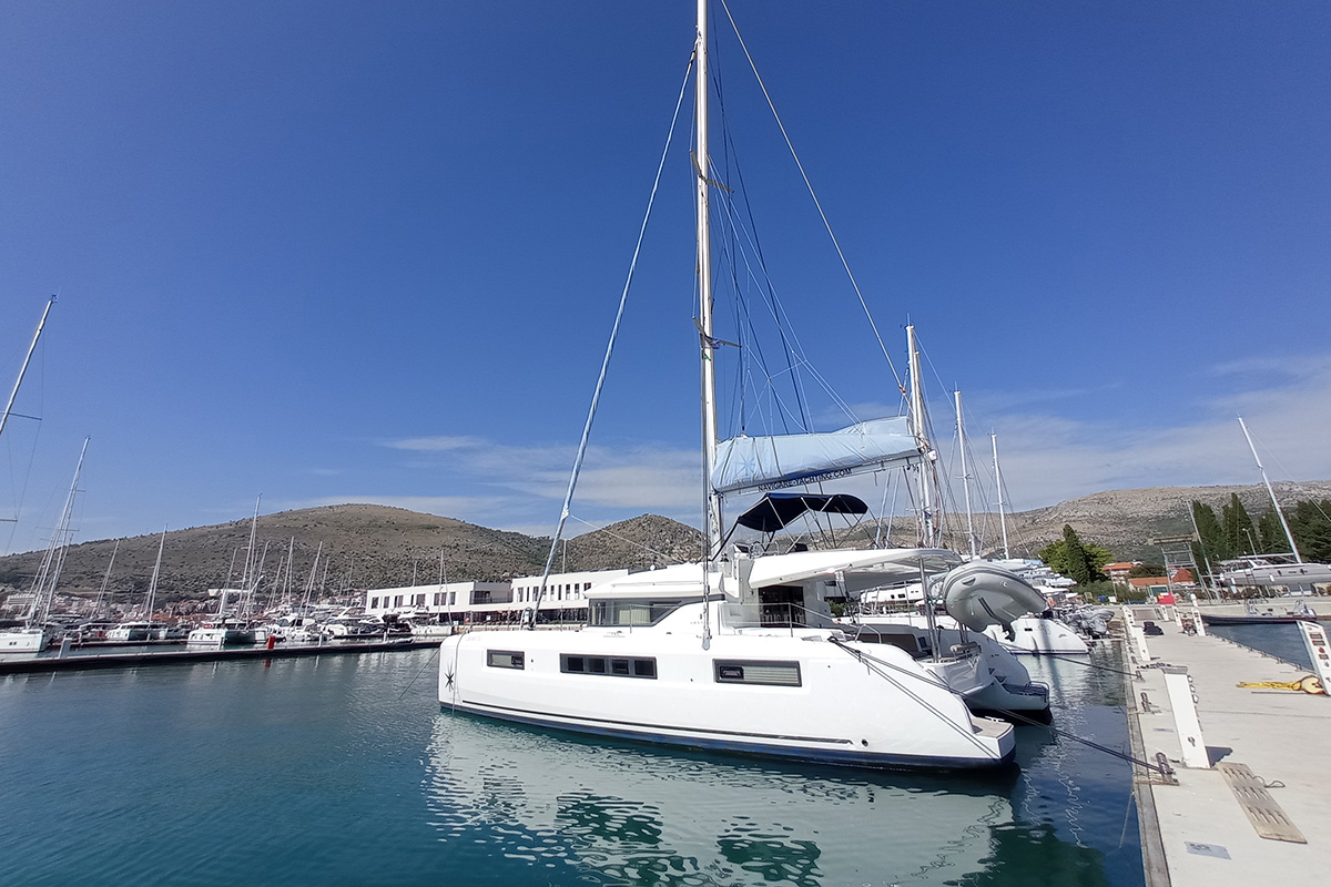 Photo #1 - Lagoon 50 - 6 + 2 cab. (Ragnarök) in Trogir - 29822