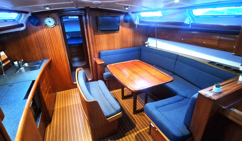 Bavaria 44 — photo 11