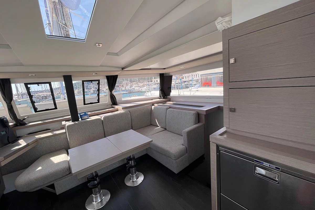 Fountaine Pajot Astrea 42 - 4 + 2 cab. (Barramundi III)  - 28