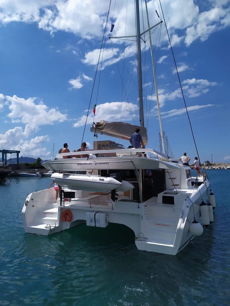 Photo #1 - Dufour 48 Catamaran - 5 + 1 cab. (Paradise Planet) en Marsala - 29856